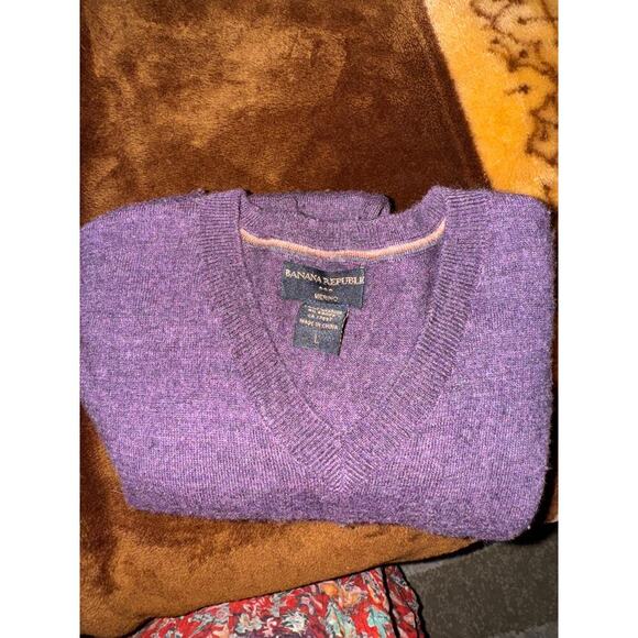 Banana Republic Merino Wool Sweater Men’s L Purple V-Neck 100% Merino – Flawed - Picture 7 of 7